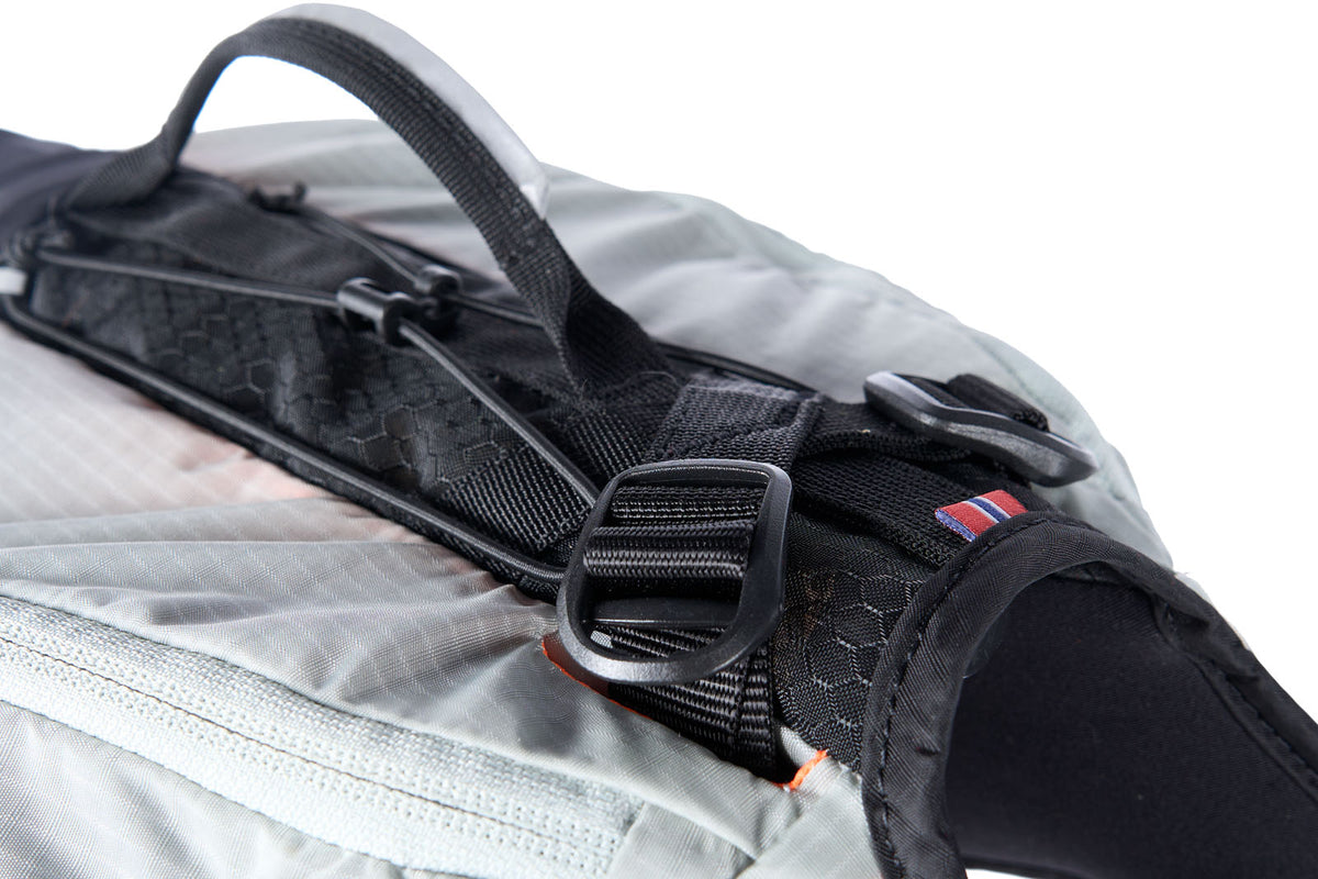 Non Stop Dogwear Trail light dog backpack